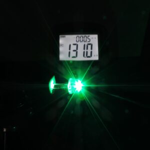 Dioda led 8mm straw hat 0.5W 35lm zielona 4.3V 145st - pomiar